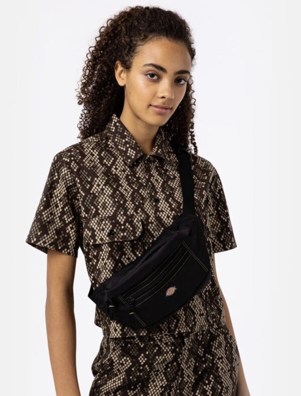 DIKIES Riñonera " ASHVILLE POUCH BLACK " color negro