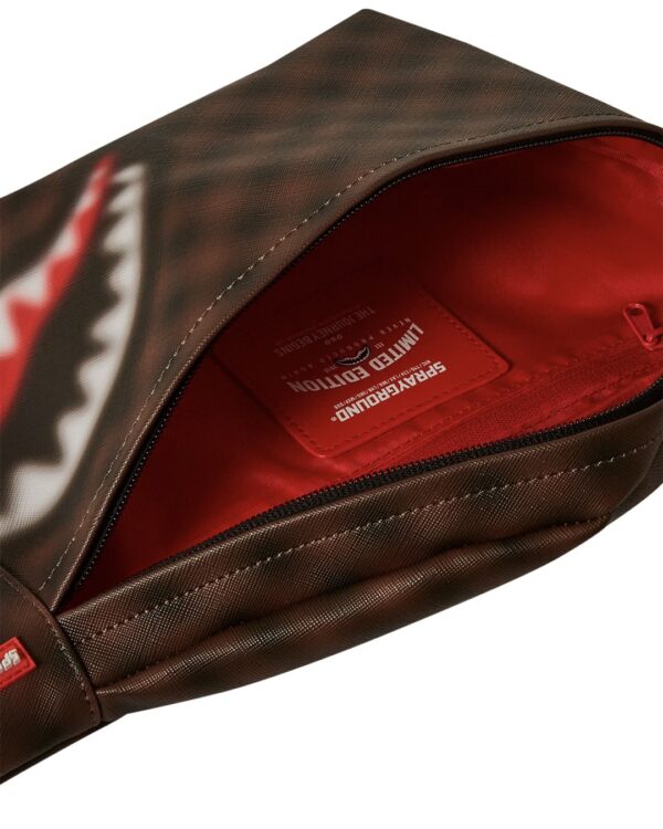SPRAYGROUND Riñonera " SHARKS IN PARIS BLUR SAVVY CROSSBODY "
