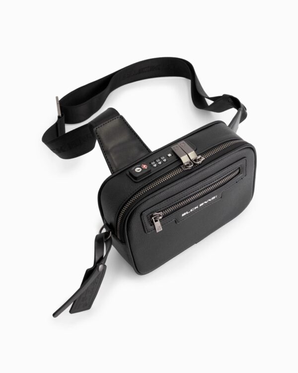 BLACK BANANAS Bolso"CROSS VAULTBAG"color negro