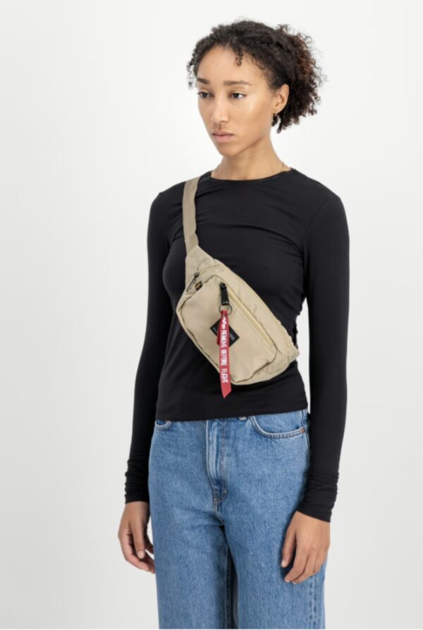 ALPHA INDUSTRIESRiñonera"Crew Waist Bag"color beige