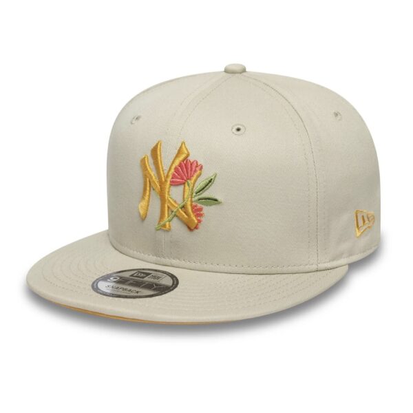NEW ERAGorra"FLORAL 9FIFTY NEYYAN STNGYL"color beige