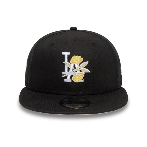 NEW ERAGorra"FLORAL 9FIFTY LOSDOD BLKWHI"color negro