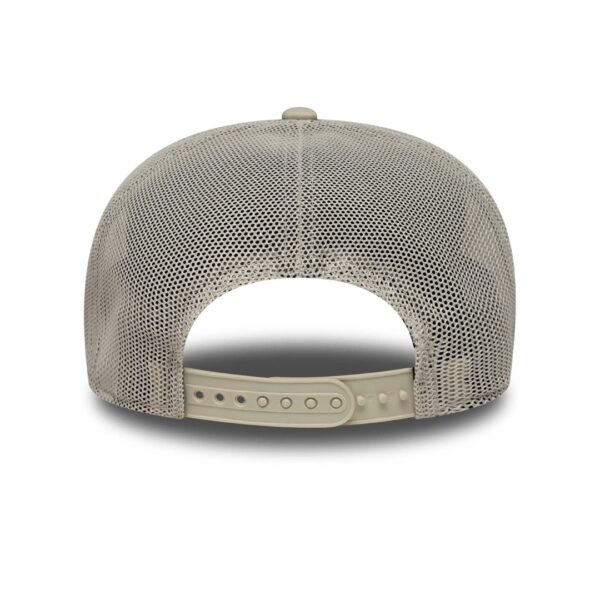 NEW ERAGorra"TONAL 9SEVENTY SS BOSCEL STN"color beige