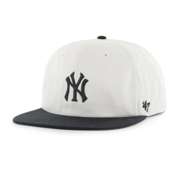 47 BRAND Gorra"MLB New York Yankees Foundation 47 CAPTAIN"color crudo-negro