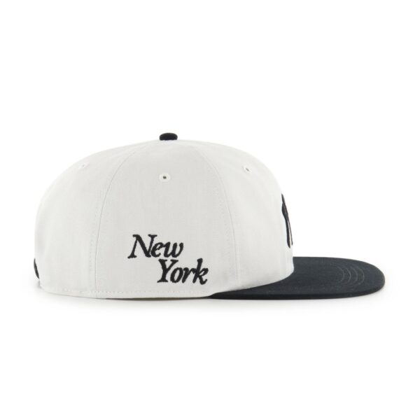 47 BRAND Gorra"MLB New York Yankees Foundation 47 CAPTAIN"color crudo-negro